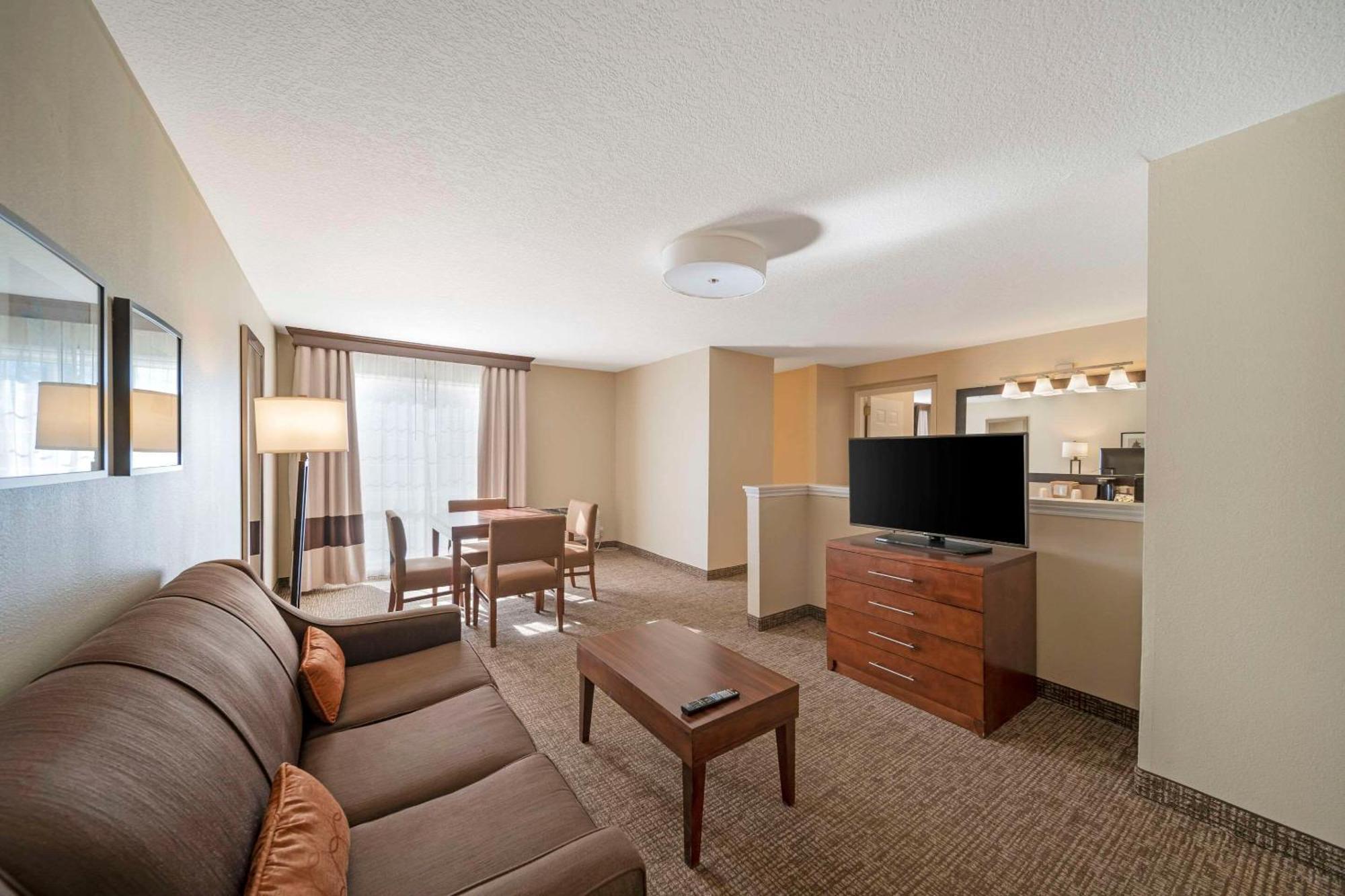 Comfort Suites Red Bluff Near I-5 Exterior foto